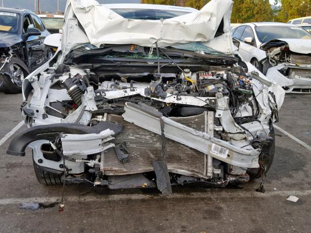 1G4PR5SK1H4103119 - 2017 BUICK VERANO SPO WHITE photo 9