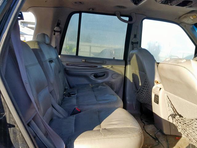 5LMPU28AXXLJ30445 - 1999 LINCOLN NAVIGATOR 黑色 照片 6
