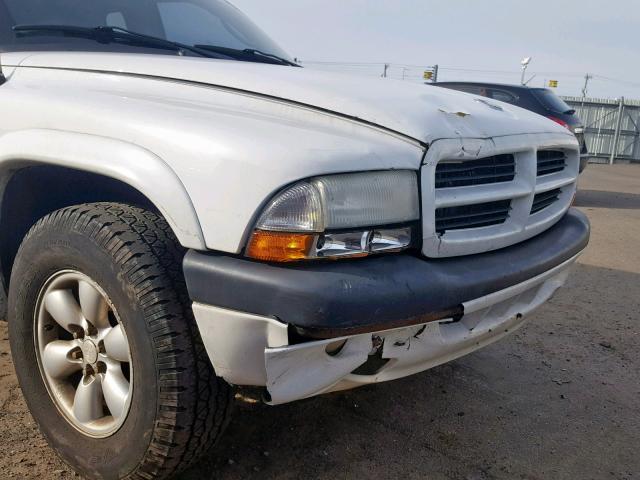 1D7HL32X53S252640 - 2003 DODGE DAKOTA SPO WHITE photo 9