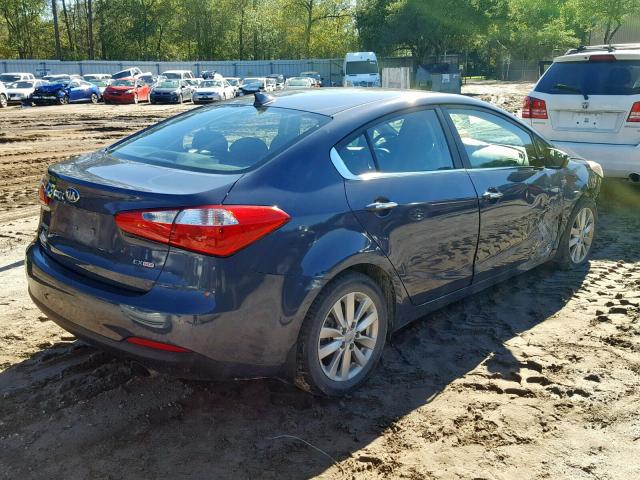 KNAFX4A88E5197153 - 2014 KIA FORTE EX GRAY photo 4