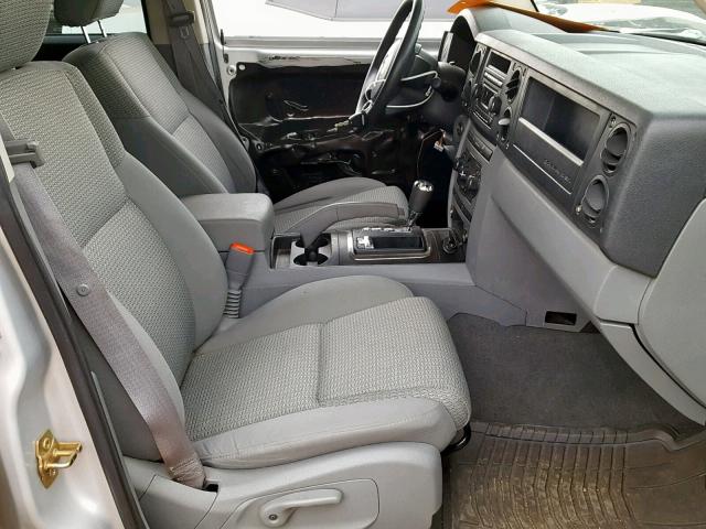 1J8HG48N06C143309 - 2006 JEEP COMMANDER Gümüş foto 5