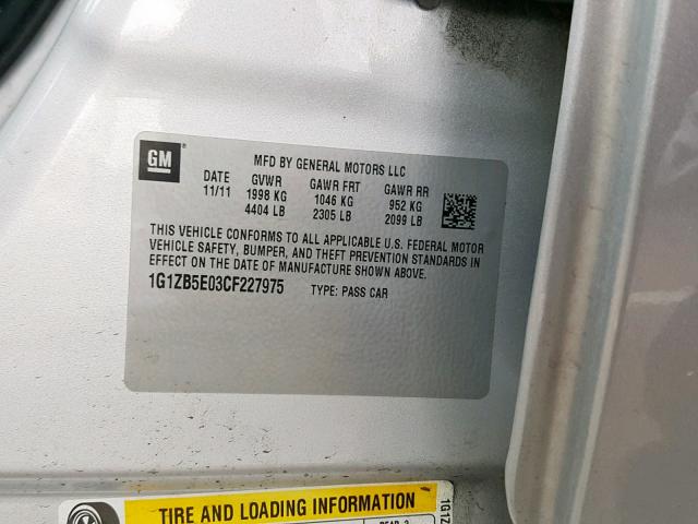 1G1ZB5E03CF227975 - 2012 CHEVROLET MALIBU LS SILVER photo 10