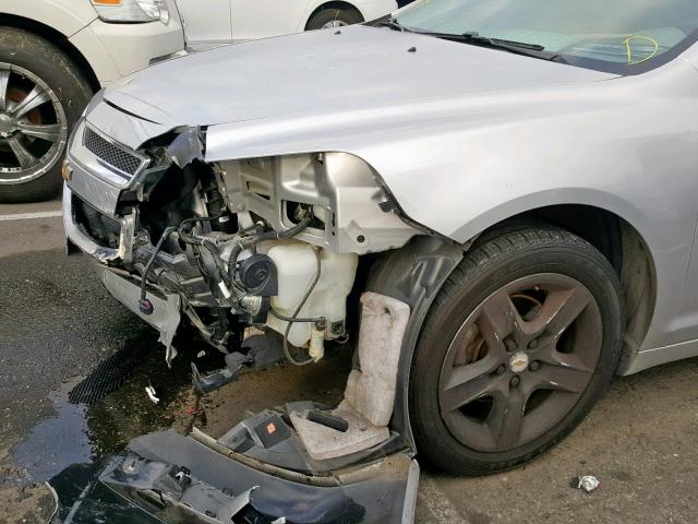 1G1ZB5E03CF227975 - 2012 CHEVROLET MALIBU LS SILVER photo 9