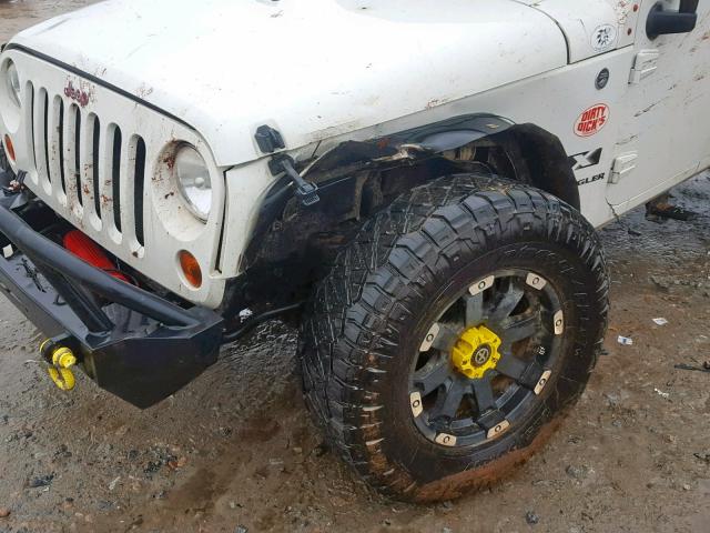 1J4FA24179L788142 - 2009 JEEP WRANGLER X WHITE photo 9