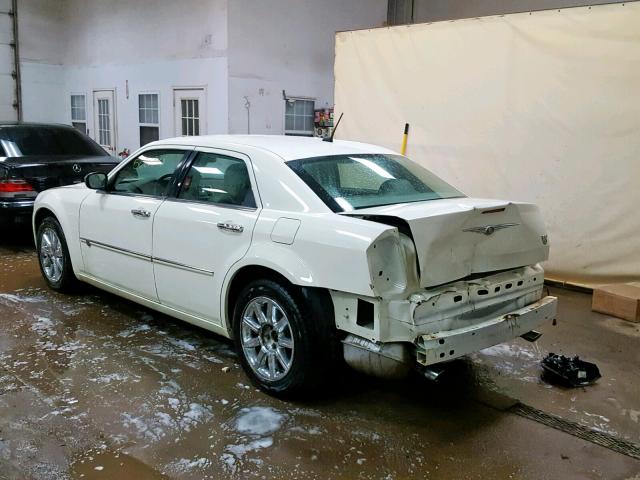 2C3KA63H78H251507 - 2008 CHRYSLER 300C WHITE photo 3