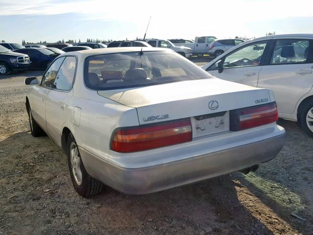 JT8BF12G9T0137903 - 1996 LEXUS ES 300 WHITE photo 3