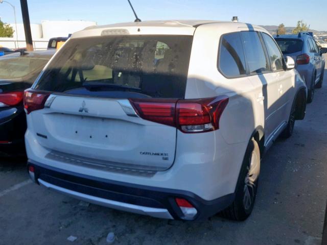 JA4AD3A35GZ015855 - 2016 MITSUBISHI OUTLANDER WHITE photo 4