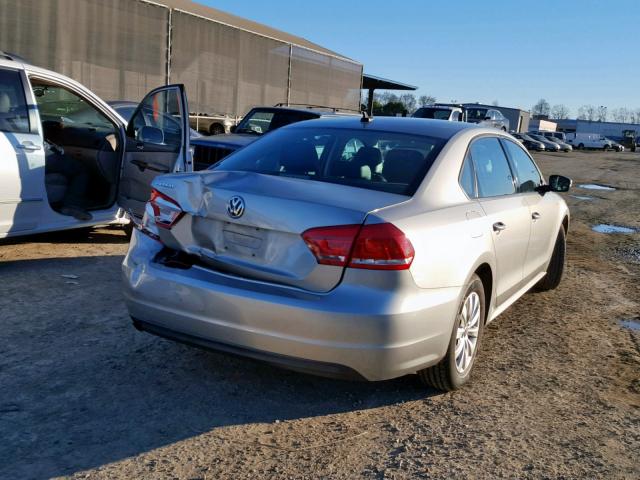 1VWAP7A30EC018759 - 2014 VOLKSWAGEN PASSAT S SILVER photo 4