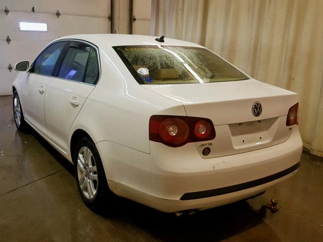 3VWRL71K89M121616 - 2009 VOLKSWAGEN JETTA TDI WHITE photo 3