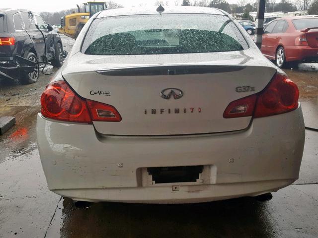 JN1CV6AR9CM674730 - 2012 INFINITI G37 WHITE photo 9