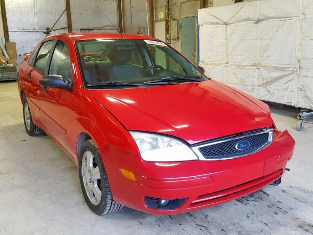 1FAHP34N77W212221 - 2007 FORD FOCUS ZX4 RED photo 1