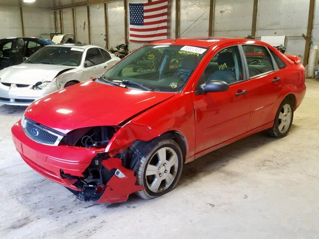 1FAHP34N77W212221 - 2007 FORD FOCUS ZX4 RED photo 9