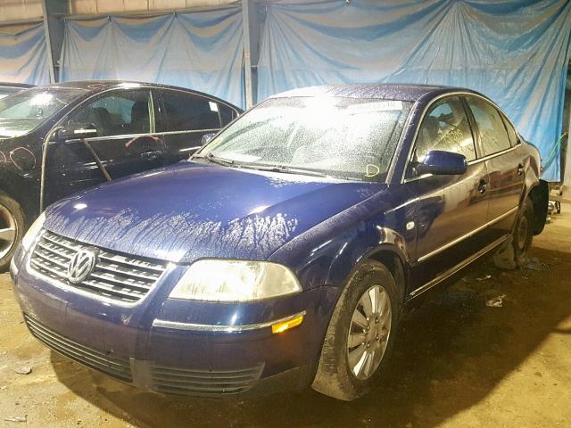 WVWMD63B73E403373 - 2003 VOLKSWAGEN PASSAT GL BLUE photo 2