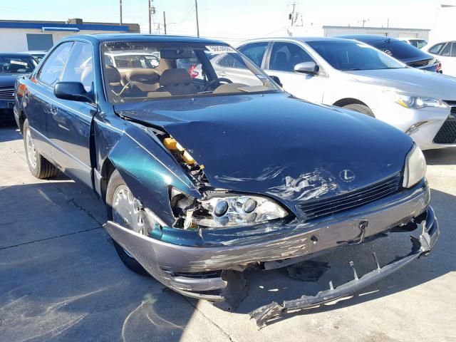 JT8GK13T0R0012892 - 1994 LEXUS ES 300 GREEN photo 1