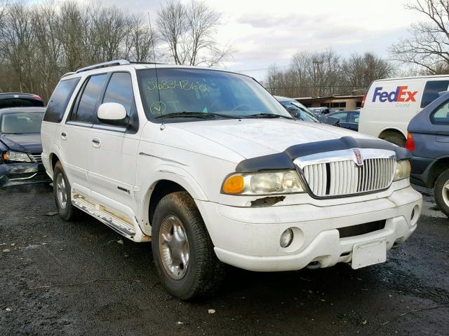 5LMPU28A0XLJ17557 - 1999 LINCOLN NAVIGATOR WHITE photo 1