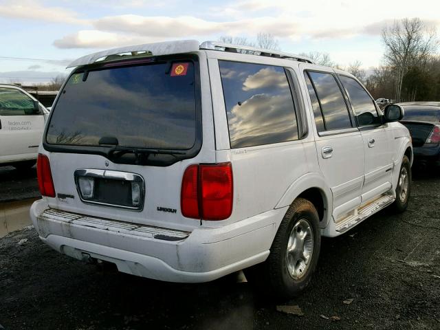 5LMPU28A0XLJ17557 - 1999 LINCOLN NAVIGATOR WHITE photo 4