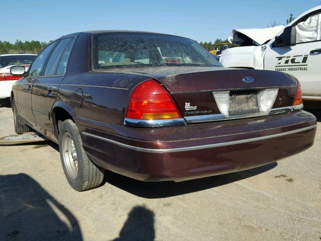 2FAFP74W52X150256 - 2002 FORD CROWN VICT MAROON photo 3