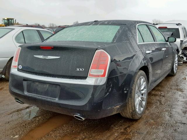 2C3CCAAG0DH727215 - 2013 CHRYSLER 300 BLACK photo 4