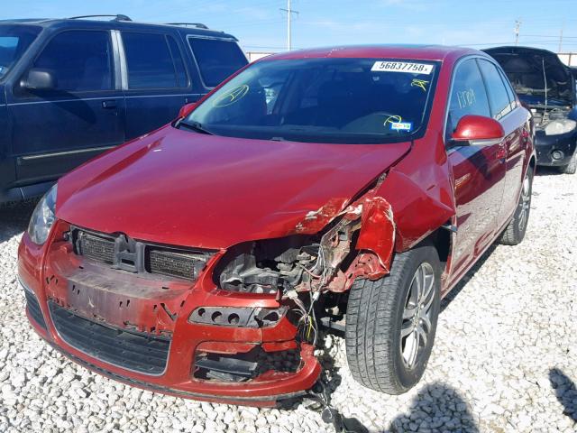 3VWDT71K56M790495 - 2006 VOLKSWAGEN JETTA TDI RED photo 2