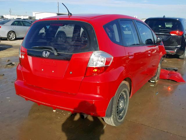 JHMGE8H20AC038203 - 2010 HONDA FIT RED photo 4