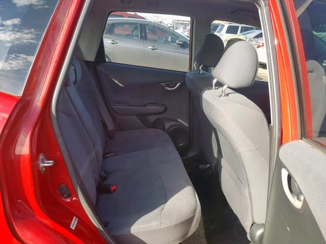 JHMGE8H20AC038203 - 2010 HONDA FIT RED photo 6