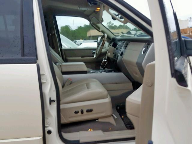 1FMFU19557LA78880 - 2007 FORD EXPEDITION WHITE photo 5