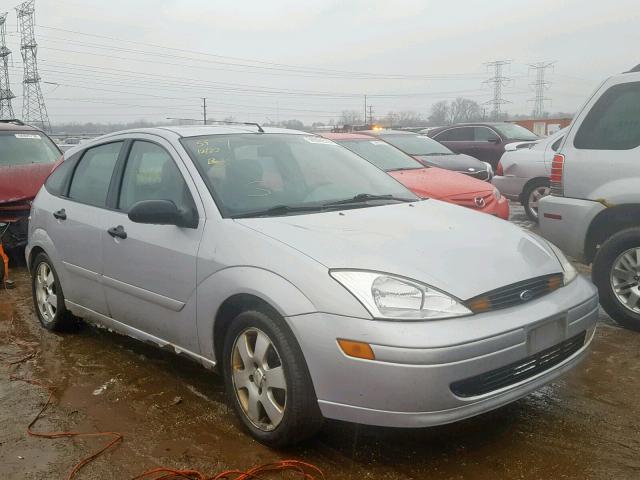 3FAFP37382R160451 - 2002 FORD FOCUS ZX5 SILVER photo 1