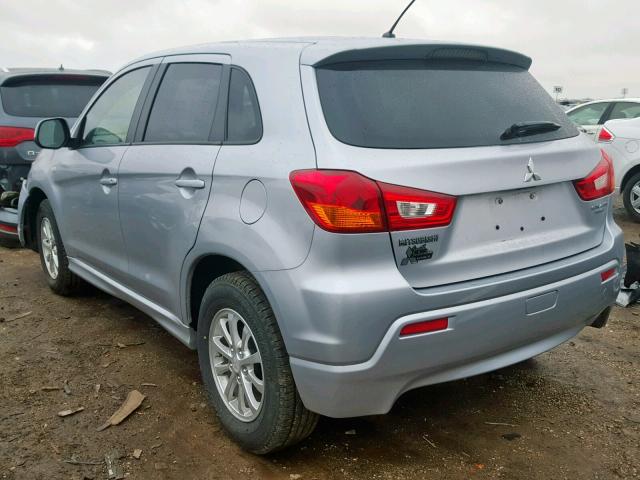 JA4AP3AU4BZ019193 - 2011 MITSUBISHI OUTLANDER SILVER photo 3