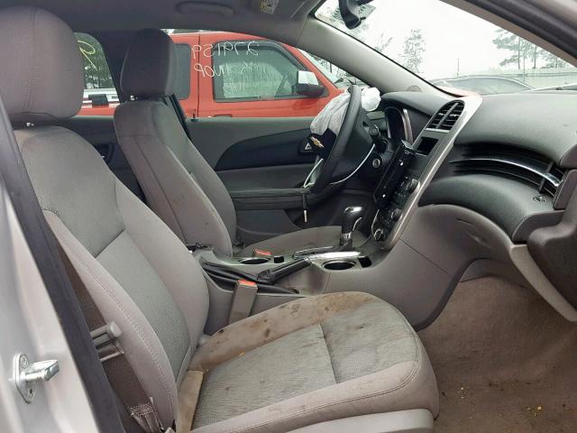 1G11B5SL2FF279159 - 2015 CHEVROLET MALIBU LS 银色 照片 5