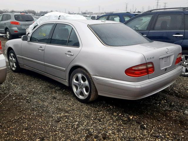 WDBJF65J62B489369 - 2002 MERCEDES-BENZ E 320 SILVER photo 3