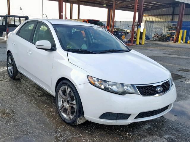 KNAFU4A24B5461291 - 2011 KIA FORTE EX WHITE photo 1