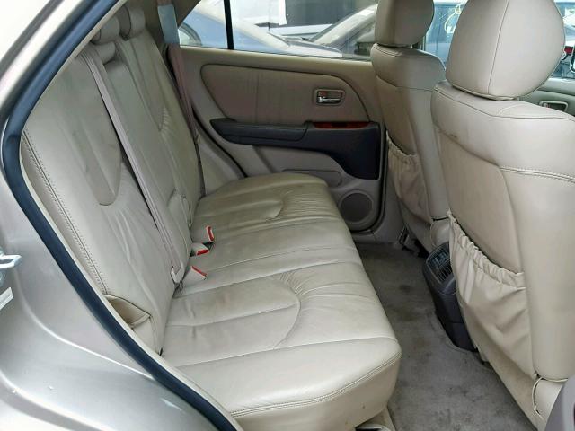 JTJHF10U310177280 - 2001 LEXUS RX 300 BEIGE photo 6