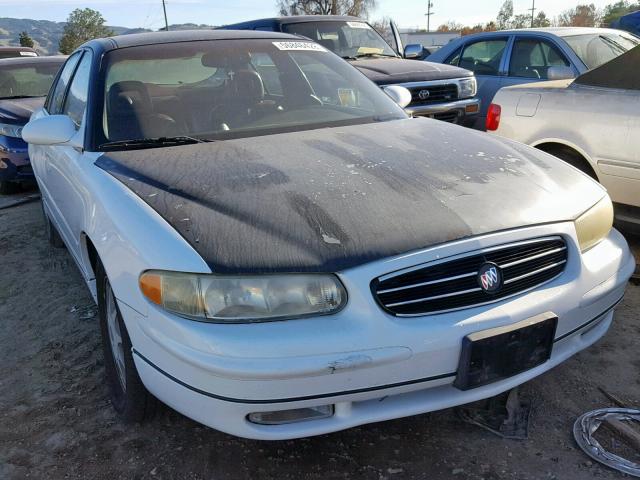 2G4WF5215W1497762 - 1998 BUICK REGAL GS WHITE photo 1