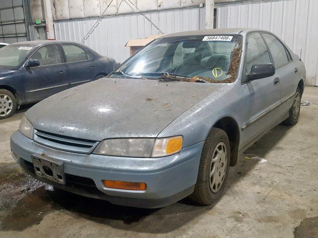 1HGCD5526RA154682 - 1994 HONDA ACCORD DX BLUE photo 2