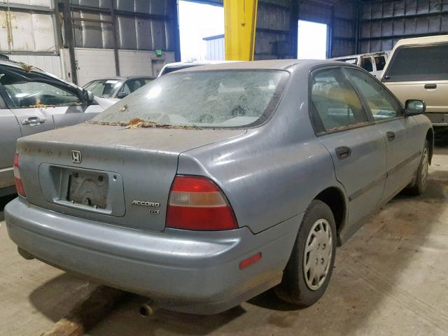 1HGCD5526RA154682 - 1994 HONDA ACCORD DX BLUE photo 4