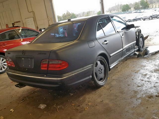 WDBJF74J81B193310 - 2001 MERCEDES-BENZ E 55 AMG BLACK photo 4