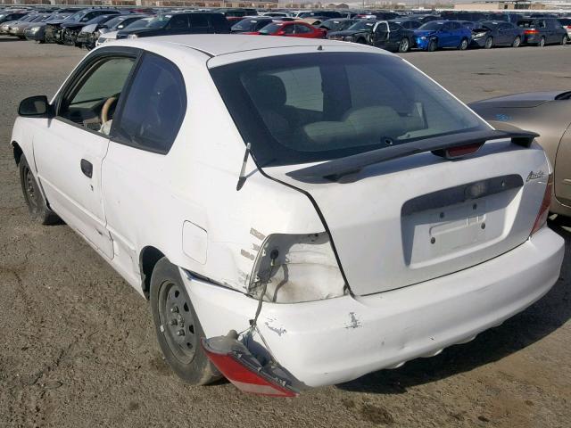 KMHCG35C92U170555 - 2002 HYUNDAI ACCENT GS WHITE photo 3