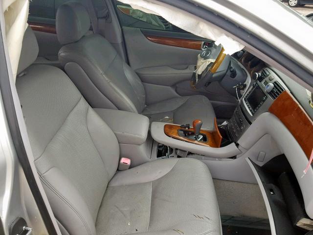 JTHBA30G355080326 - 2005 LEXUS ES 330 SILVER photo 5