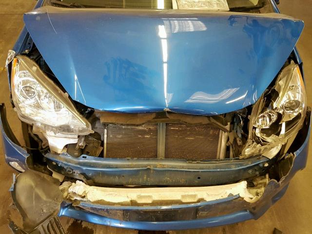 JTDKDTB37E1571542 - 2014 TOYOTA PRIUS C BLUE photo 7