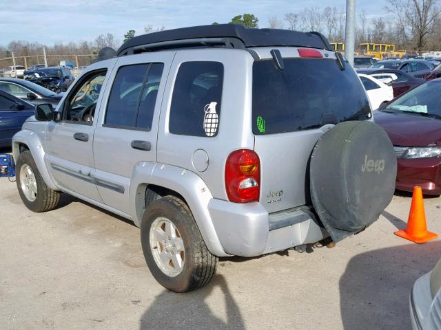 1J4GL38K74W145367 - 2004 JEEP LIBERTY RE SILVER photo 3