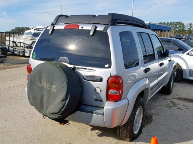 1J4GL38K74W145367 - 2004 JEEP LIBERTY RE SILVER photo 4