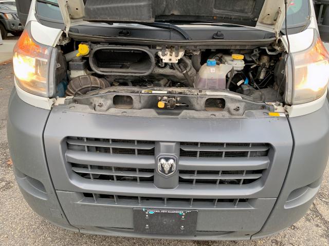 3C6TRVDG9FE512385 - 2015 RAM PROMASTER 白色 照片 7