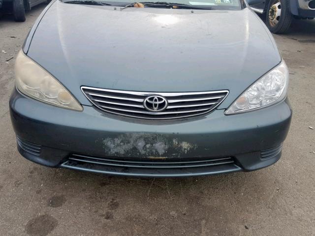 4T1BE30K96U106215 - 2006 TOYOTA CAMRY LE GRAY photo 7