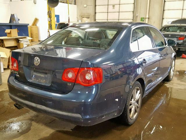 3VWRF71K26M671297 - 2006 VOLKSWAGEN JETTA 2.5 BLUE photo 4