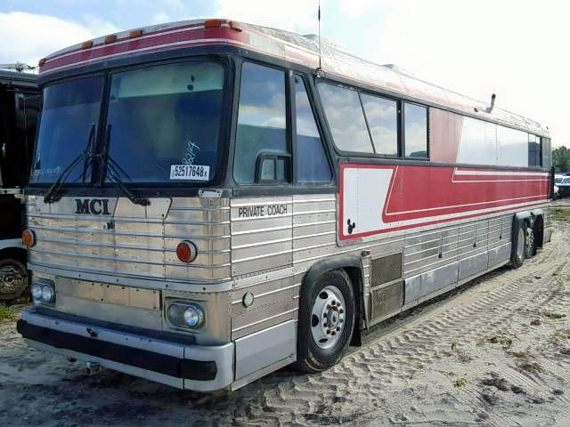 S10966 - 1975 MCI (LES AUTO BUS) MOTORHOME BROWN photo 3