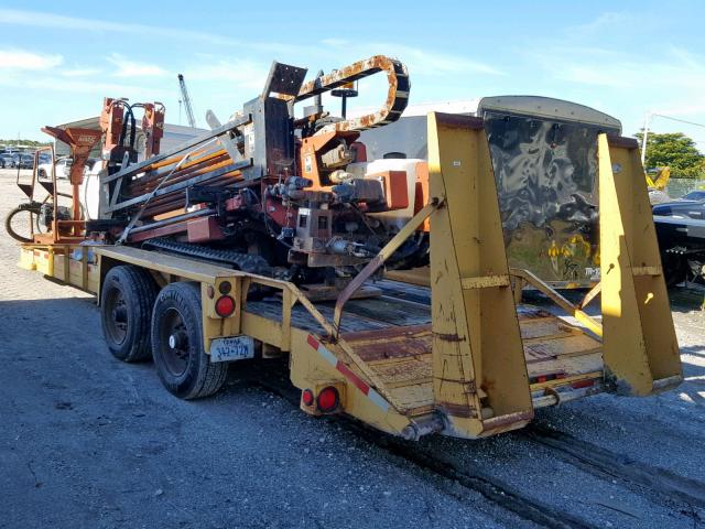 2T2246 - 2000 DITCH WITCH TRENCHER RED photo 3