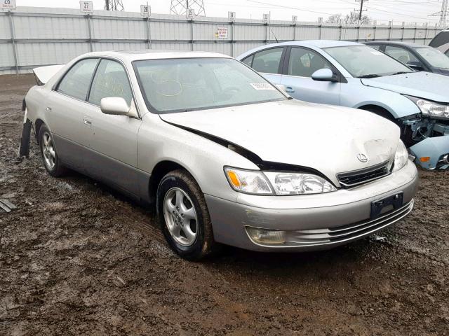 JT8BF22G2V0059070 - 1997 LEXUS ES 300 SILVER photo 1