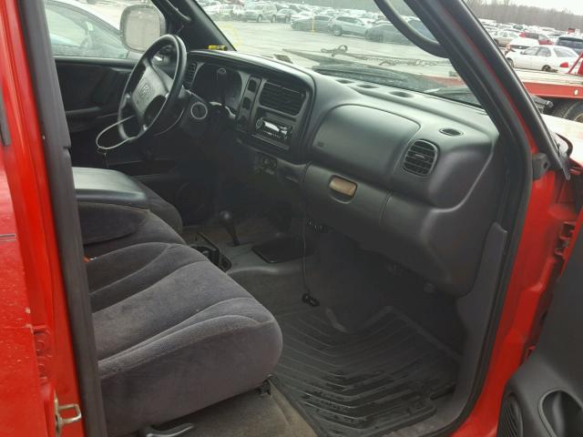 1B7GG2AX8YS724021 - 2000 DODGE DAKOTA QUA RED photo 5