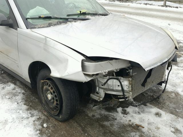 1G1ZS51F16F288658 - 2006 CHEVROLET MALIBU LS 银色 照片 9