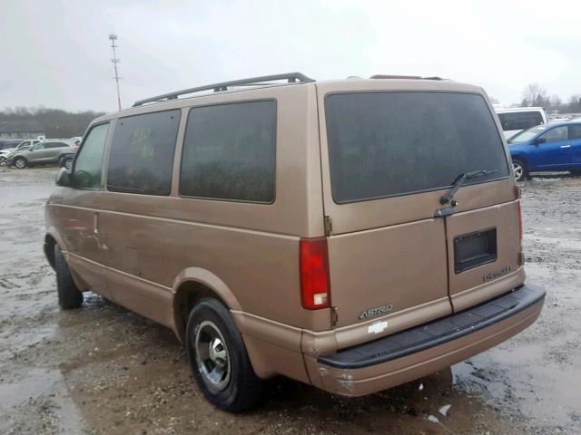 1GNDM19X22B144062 - 2002 CHEVROLET ASTRO TAN photo 3